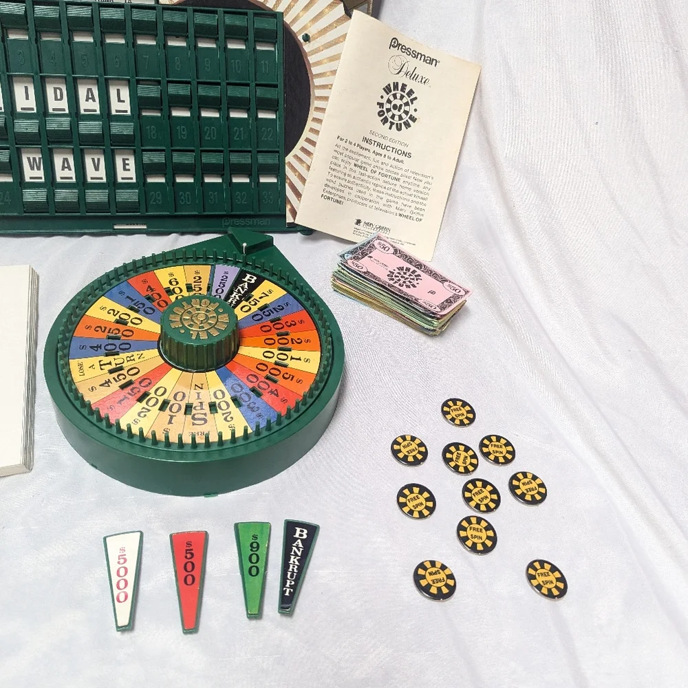 Pressman Vtg 1986 Deluxe Wheel Of Fortune Family Board Game 95% Complete Pieces
